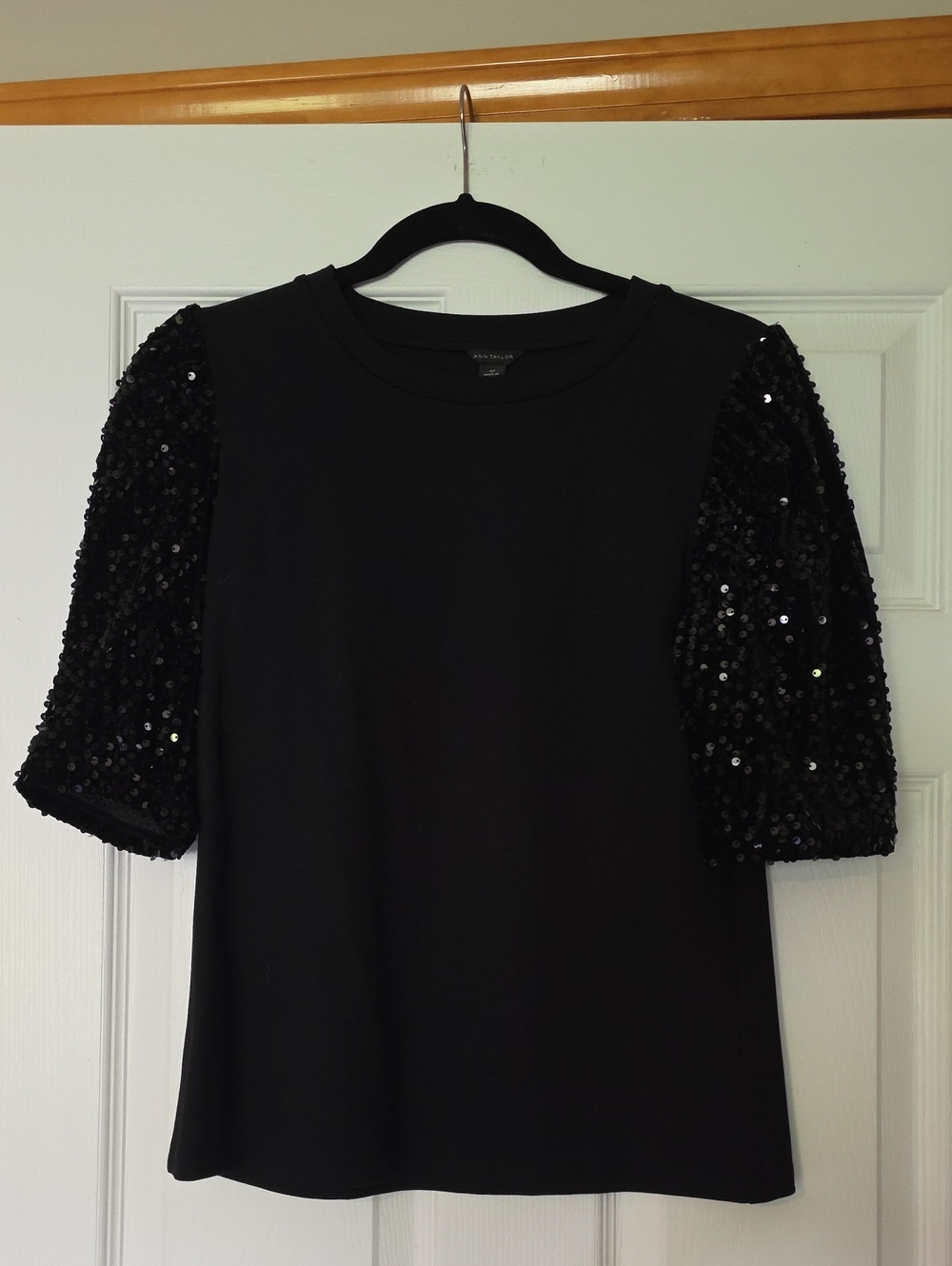 Ann Taylor Black Short-Sleeve Tee with Sequin Puff Sleeves